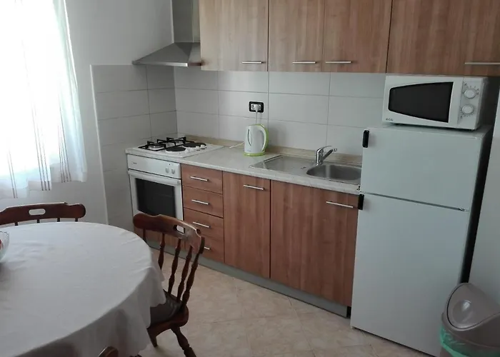 Jere Apartmán *
